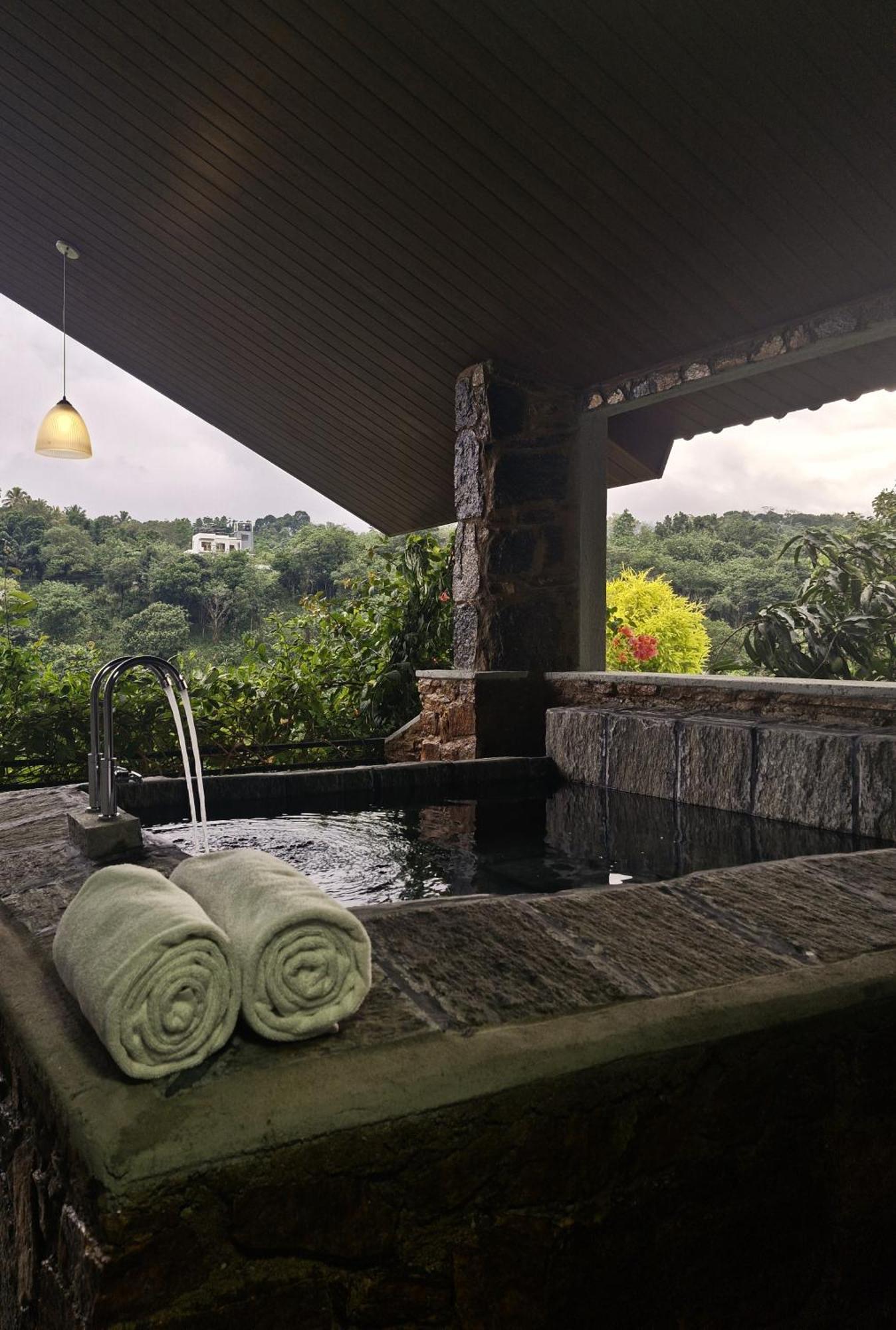 Kandy Victoria Eco Resort Exterior foto